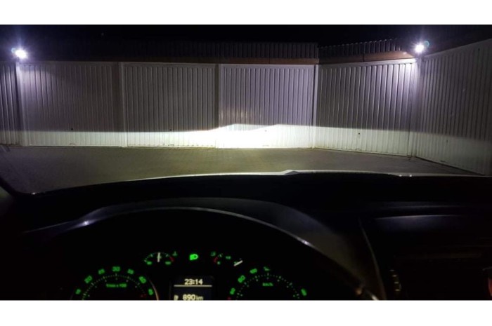 Skoda Superb 2/Octavia 2FL LED tompított szett